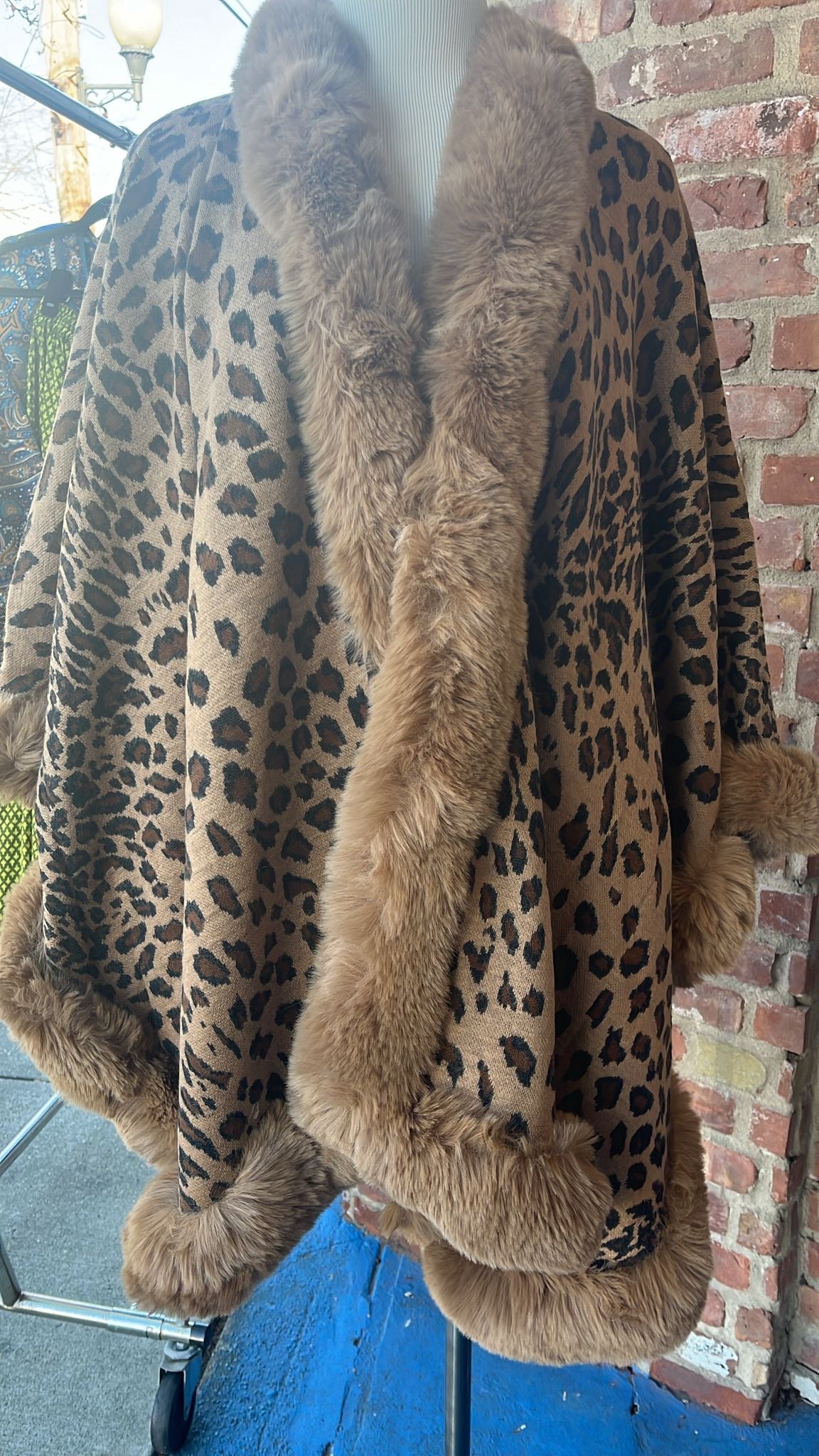 Leopard Print Shawl with Faux Fur